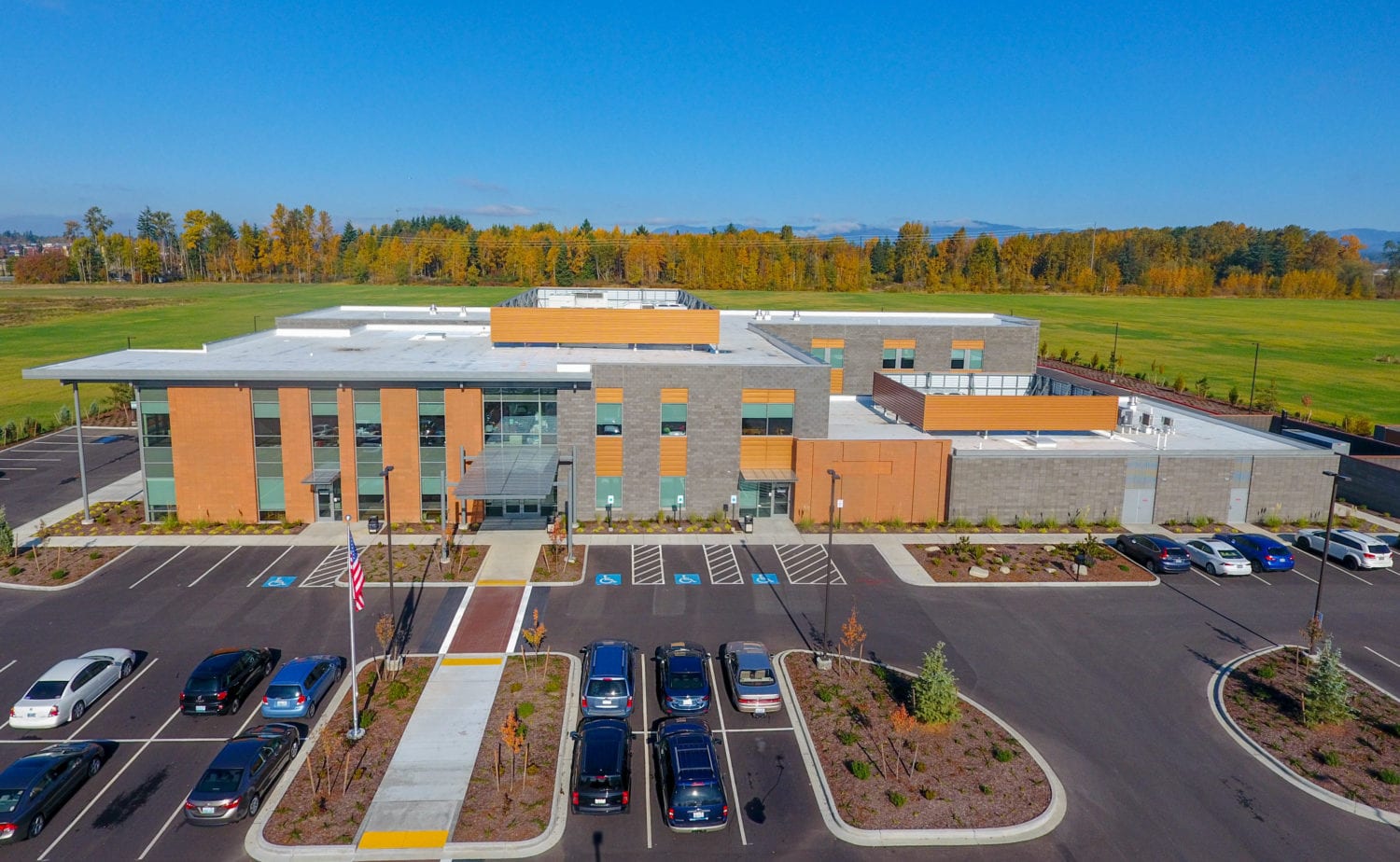 Front-facing view of the Smokey Point Behavioral Hospital